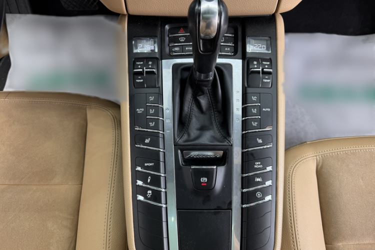 Used Porsche Macan 2017 Macan 2.0T
