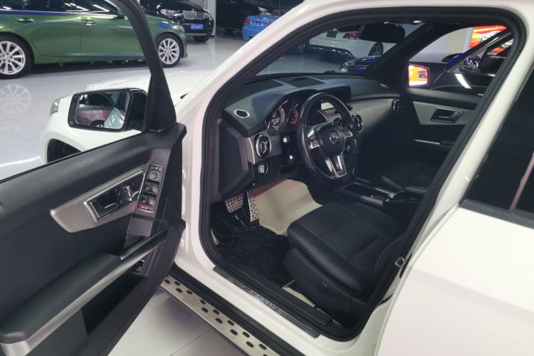 Used Mercedes-Benz GLK-Class 2015 GLK 260 4MATIC Fashion Edition Ultimate Version