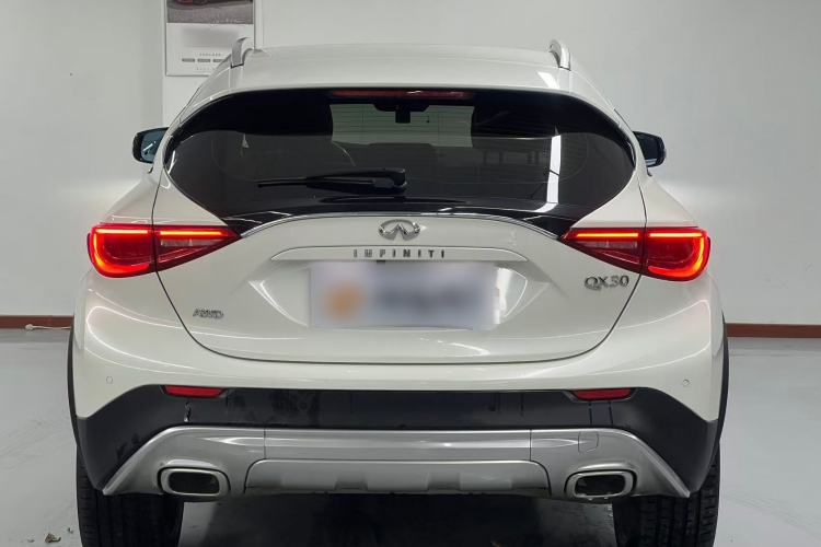 Used Infiniti QX30 2017 2.0T Four-Wheel Drive Fashion Edition