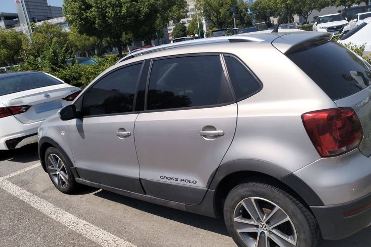 Used Volkswagen Polo 2012 1.6L Cross Polo Automatic Transmission
