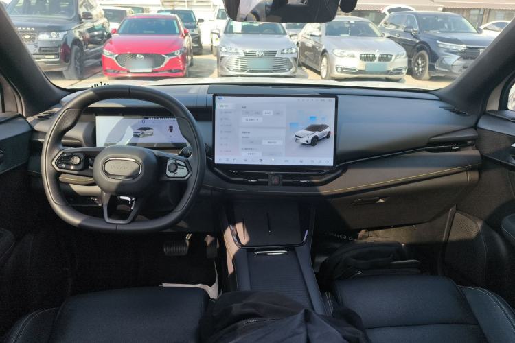 Used Lynk & Co 06 2025 Renew 1.5T Halo
