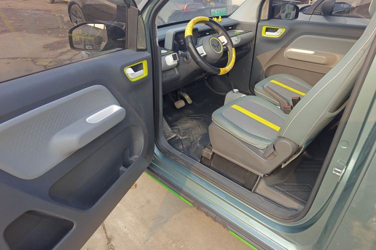 Used Wuling Hongguang MINIEV 2022 GAMEBOY 300km Enthusiast Model with Lithium Iron Phosphate