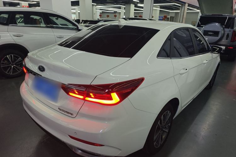 Used Ford Escort 2021 1.5L Automatic Diamond Edition
