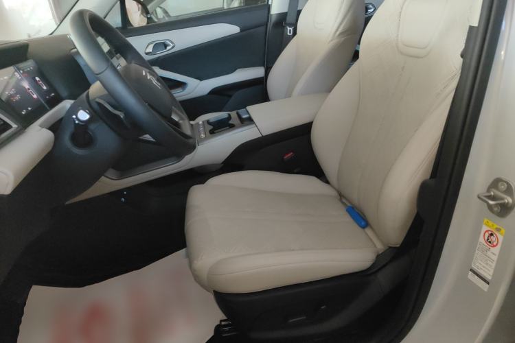 Used BYD Yuan UP 2025 Intelligent Driving Version 401 km Beyond-Range Edition