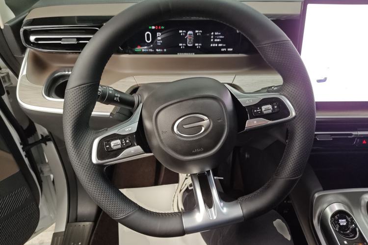 Used GAC Trumpchi Trumpchi E8 2024 Honor Series 2.0L Honor Edition
