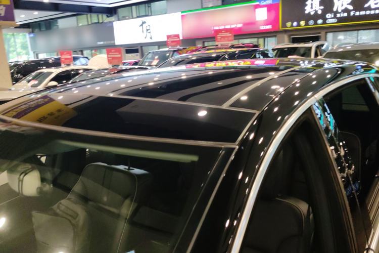 Used Mercedes-Benz R-Class 2017 R 320 4MATIC Luxury Collection Edition
