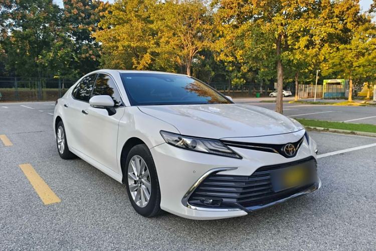 Used Toyota Camry 2021 2.0G Luxury Edition
