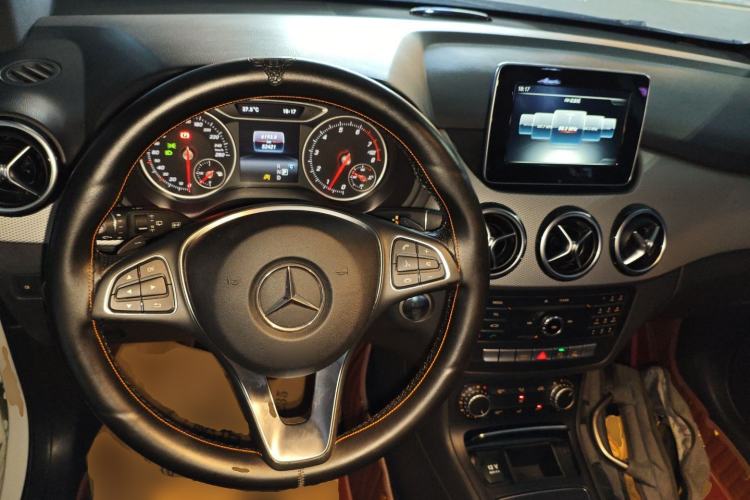 Used Mercedes-Benz B-Class 2015 B 200 Sport Edition
