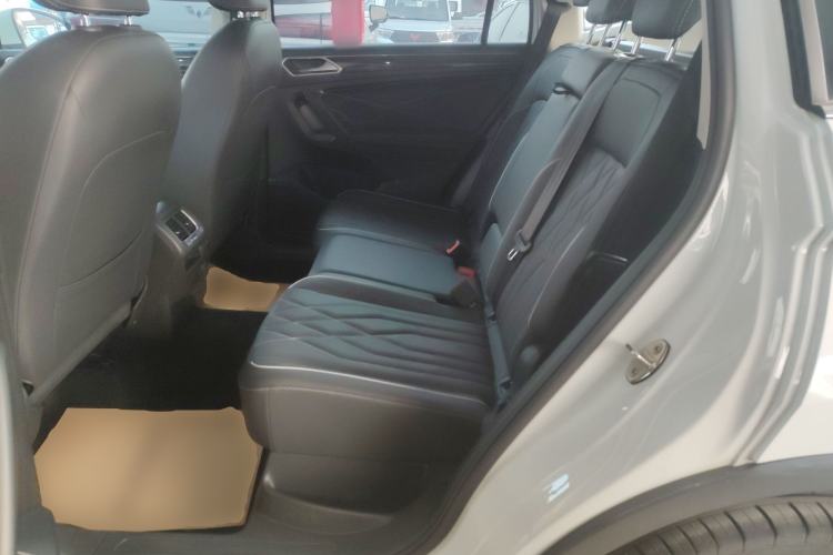 Used Volkswagen Tiguan L 2024 300TSI Automatic Two-Wheel Drive Smart Edition
