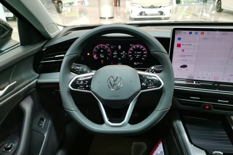 Used Volkswagen Magotan 2024 380TSI DSG Prestige Edition DaMai Package
