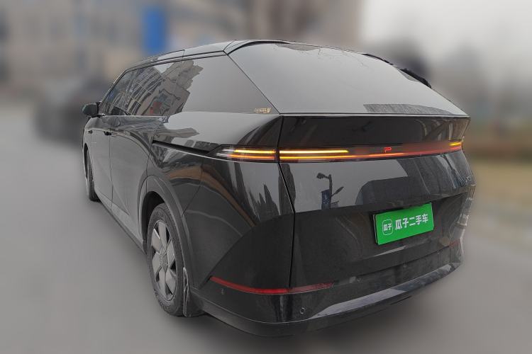 Used XPeng X9 2024 610 Long-Range Pro
