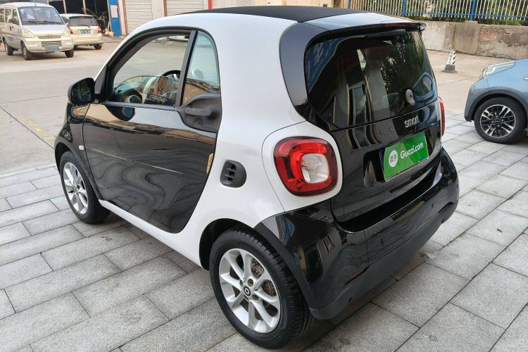 Used  fortwo 2018 1.0L 52kW Hardtop Dynamic Version China V
