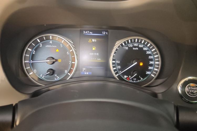 Used Infiniti Q50L 2018 2.0T Enjoyment Version China VI Standard
