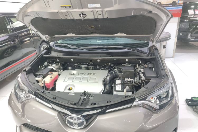 Used Toyota RAV4 2016 2.0L CVT Two-Wheel Drive Smart Edition China V Standard
