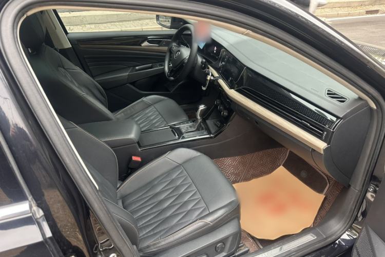 Used Volkswagen Passat 2019 330TSI Luxury Edition China VI Standard