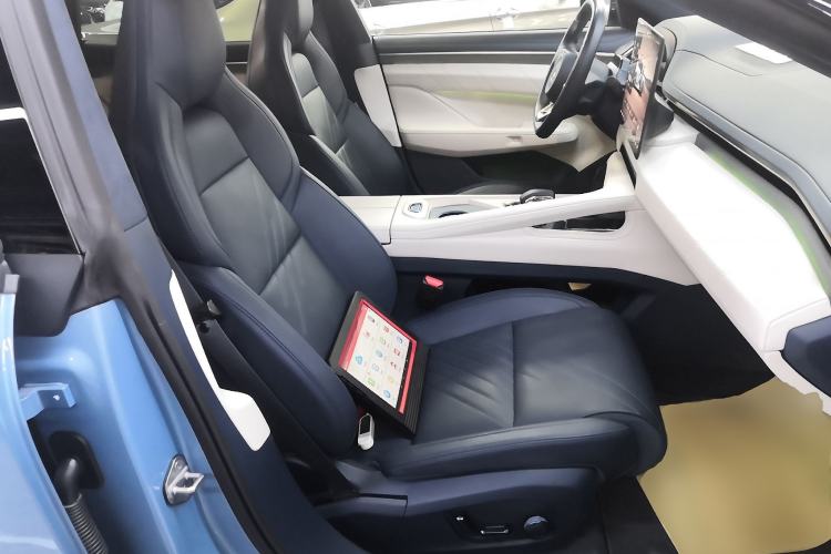 Used Zeekr 001 2025 YOU Edition 100 kWh All-Wheel Drive
