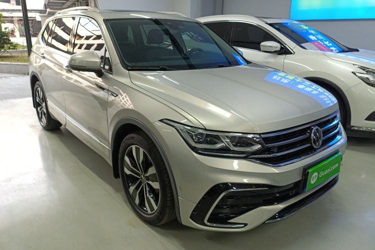 Used Volkswagen Tiguan L 2022 330TSI Automatic Two-Wheel Drive R-Line Enhanced Edition