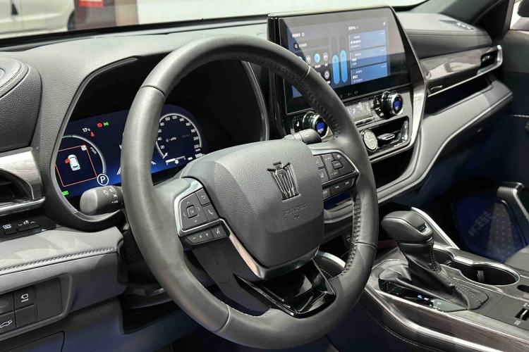 Used Toyota Crown Land Cruiser 2024 2.5L HEV Four-Wheel Drive Premium Edition