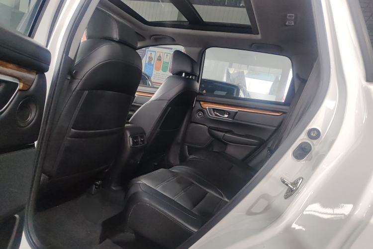 Used Honda CR-V 2017 240TURBO CVT Front-Wheel Drive Fashion Edition