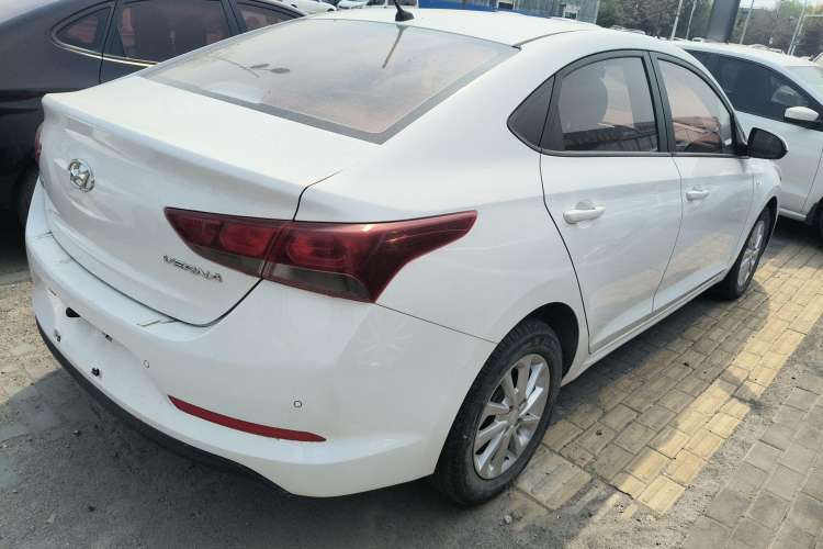 Used Hyundai Verna 2016 1.4L Manual Cool Edition GLS
