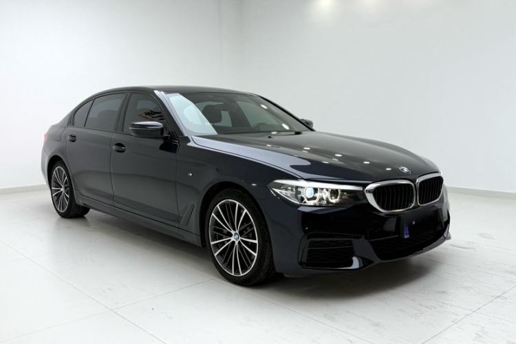 Used BMW 5 Series 2019 Facelifted 530Li Leading Edition M Sport Package

