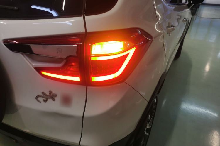 Used BYD Yuan 2016 1.5L Manual Luxury Version
