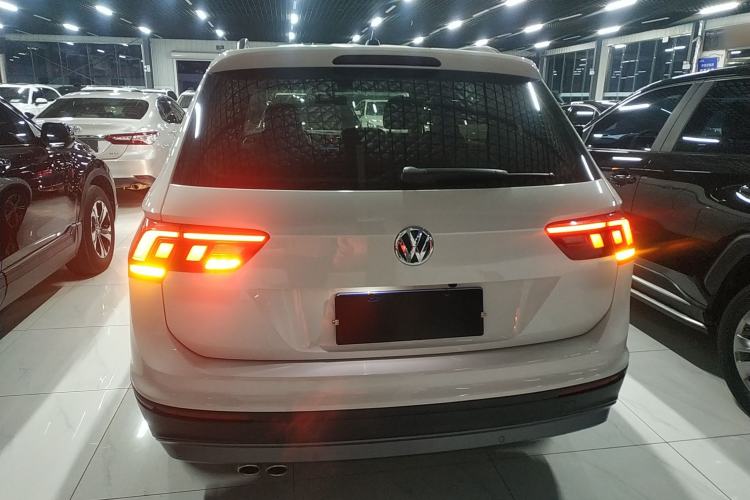Used Volkswagen Tiguan L 2020 330TSI Automatic Two-Wheel Drive Luxury Edition China VI Standard