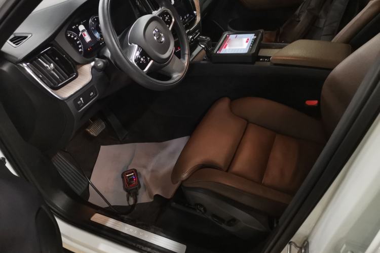 Used Volvo XC60 2021 T5 4x4 Smart Luxury Edition
