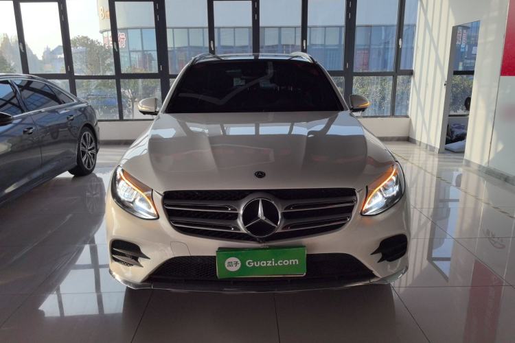 Used Mercedes-Benz GLC 2019 Facelift GLC 260 L 4MATIC Luxury Model
