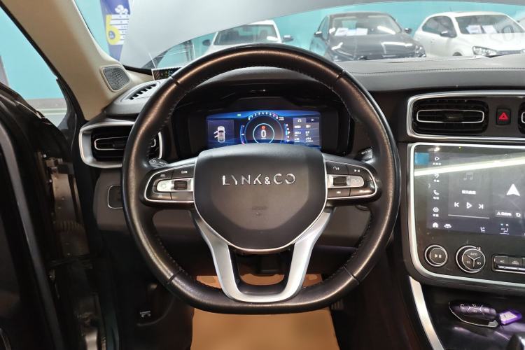 Used Lynk & Co 01 2019 2.0T Two-Wheel Drive Zhaopu Version China VI Standard
