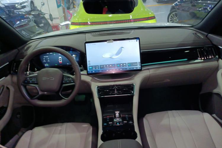 Used BYD Song PLUS New Energy 2025 DM-i 160KM Flagship Model
