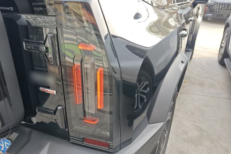 Used JETOUR Traveler 2023 2.0T All-Wheel Drive CrossPRO+