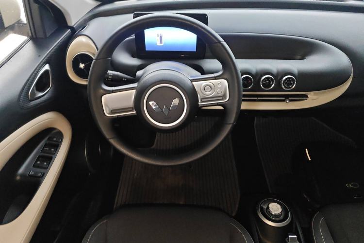Used Wuling Bingo 2023 203km Light Edition