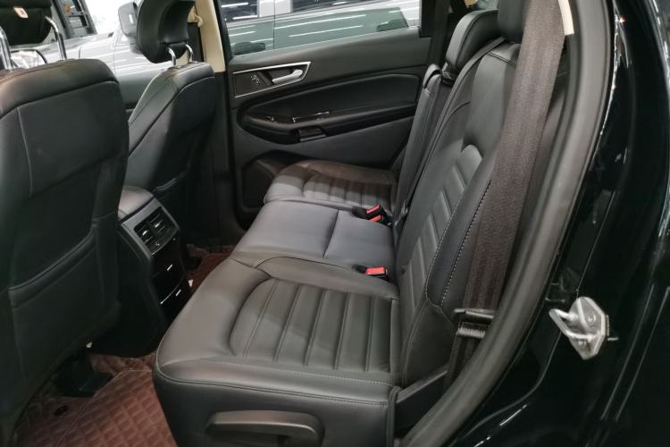 Used Ford Edge 2018 Facelifted EcoBoost 245 Two-Wheel-Drive Platinum Edition 5 Seats China V Emission Standard
