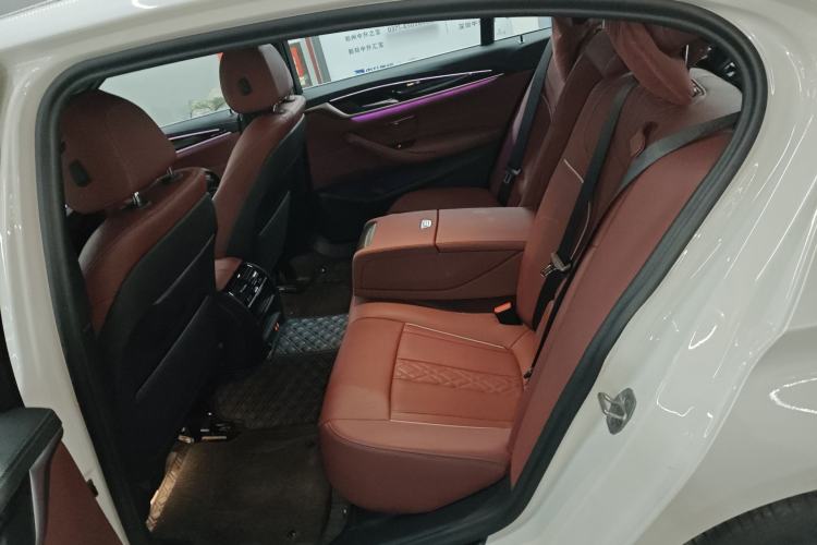 Used BMW 5 Series 2022 Second Facelift 525Li M Sport Package