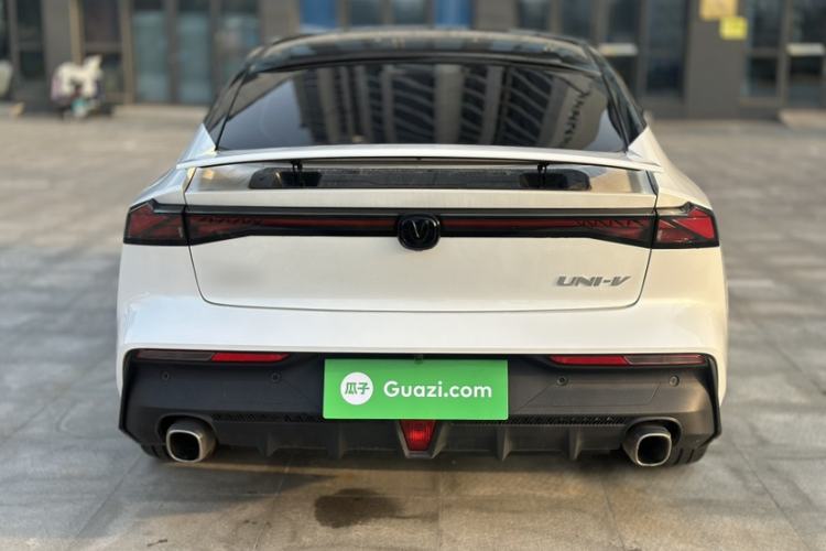 Used Changan UNI-V 2022 1.5T Prestige Version
