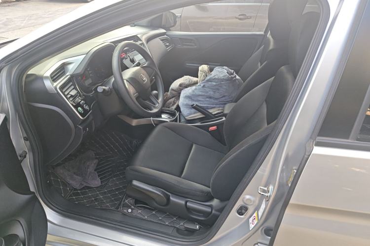 Used Honda City 2015 1.5L CVT Luxury Edition