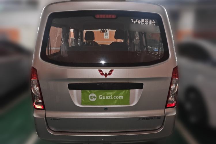 Used Wuling Rongguang S 2021 1.2L Base Model 7-Seater LSI
