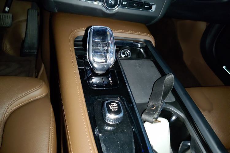 Used Volvo S90 2025 B5 Zhiyuan Luxury Edition
