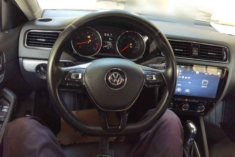 Used Volkswagen Sagitar 2018 1.6L Automatic Comfort Model
