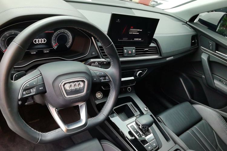 Used Audi Q5L 2022 40T Luxury Dynamic Model
