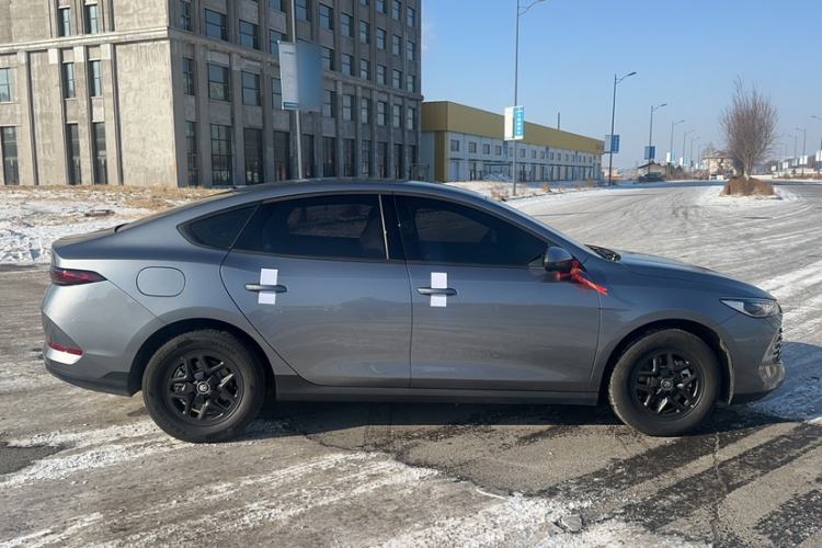 Used BYD Qin PLUS 2025 DM-i Smart Drive 55KM Leading Model
