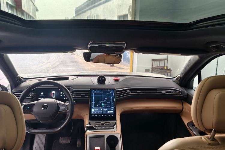 Used Nio ES8 2020 580 km Signature Edition 7-Seater Version
