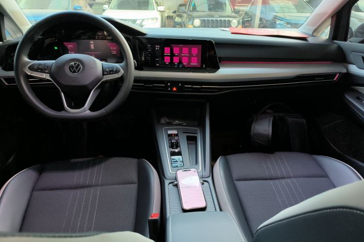 Used Volkswagen Golf 2023 Facelift 280TSI DSG Pro
