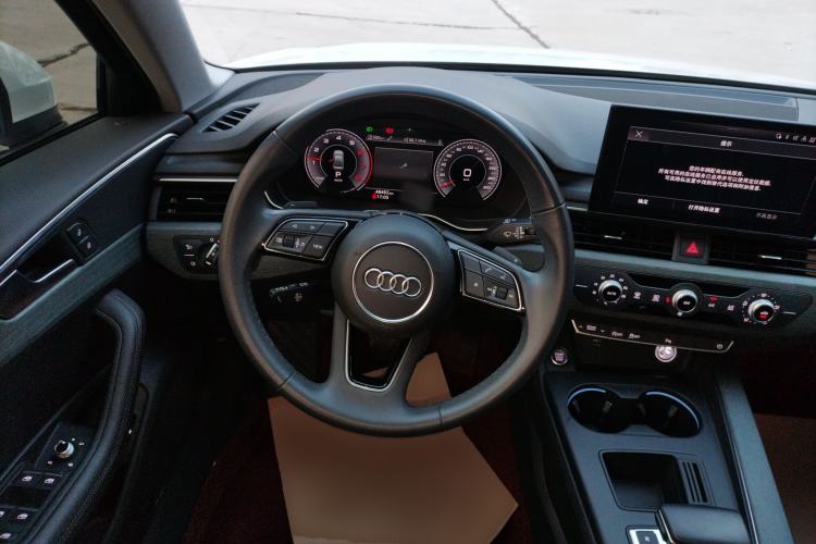 Used Audi A4L 2022 40 TFSI Stylish and Elegant Edition