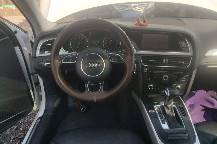 Used Audi A4L 2015 35 TFSI Automatic Standard Model
