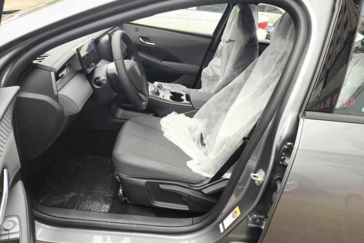 Used BYD Qin PLUS 2025 DM-i Smart Drive 55KM Leading Model
