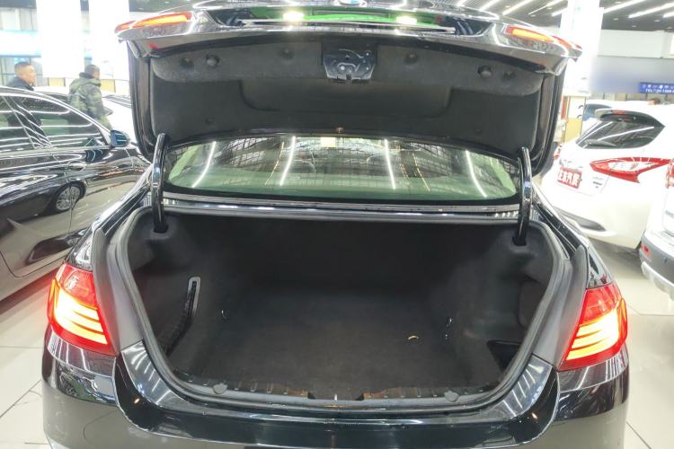 Used BMW 5 Series 2014 525Li Luxury Design Package