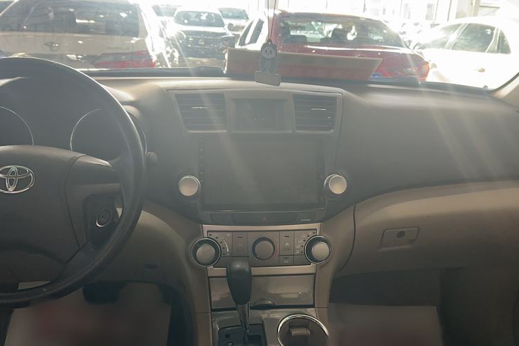 Used Toyota Highlander 2012 2.7L 2WD 5-Seater Elite Edition
