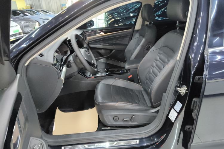 Used Volkswagen Passat 2020 330TSI Elite Edition China VI
